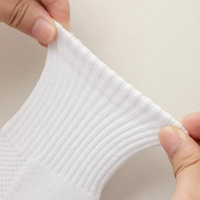 KLUUGG® Essential Socks.