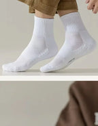 KLUUGG® Essential Socks.