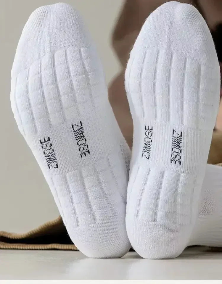 KLUUGG® Essential Socks.