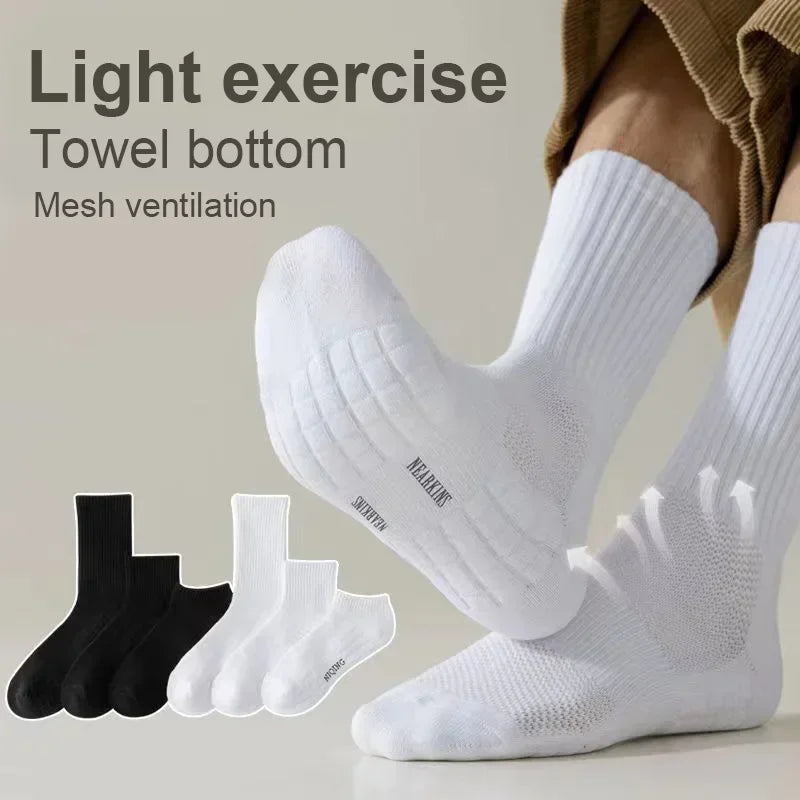 KLUUGG® Essential Socks.