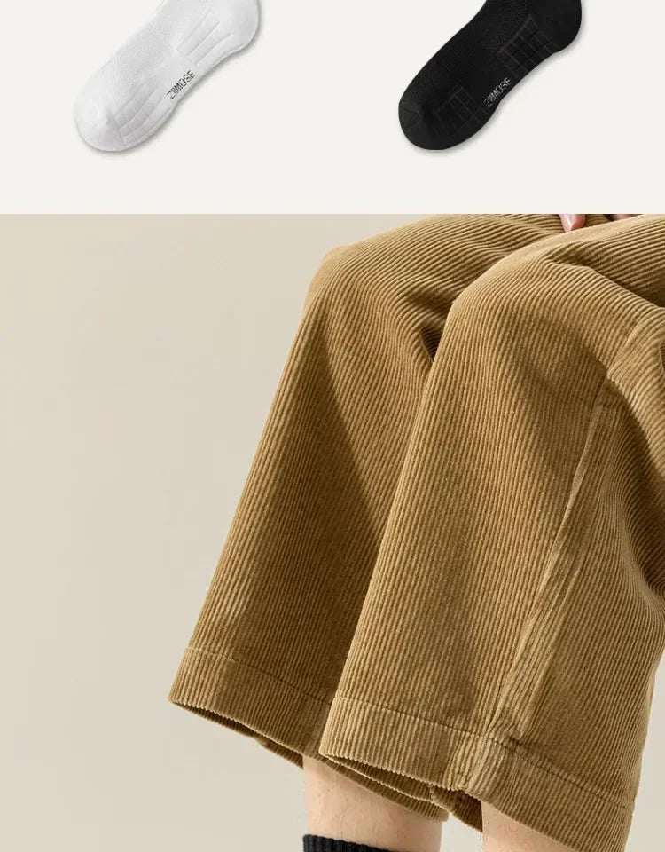 KLUUGG® Essential Socks.