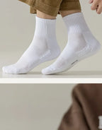 KLUUGG® Essential Socks.