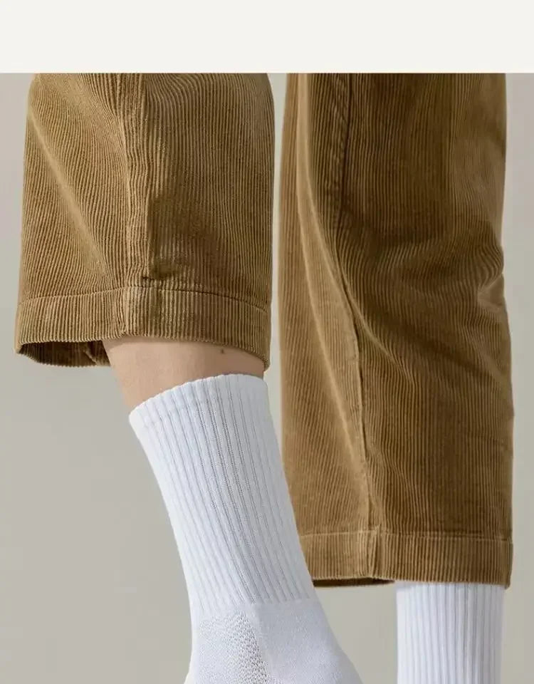 KLUUGG® Essential Socks.